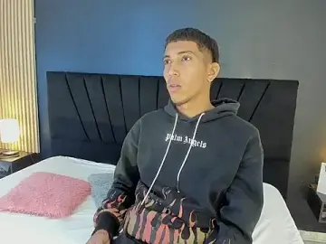 Stripchat Free Live Porn of DILANX18