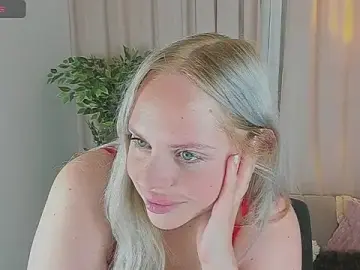 Stripchat Adult Video Chat of Nikolla_
