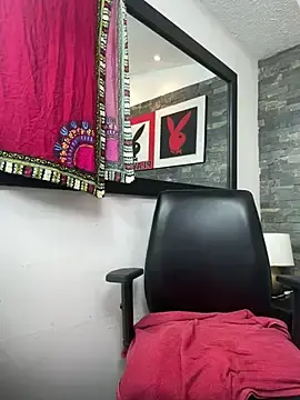 Stripchat Adult Webcams of dayadubey_