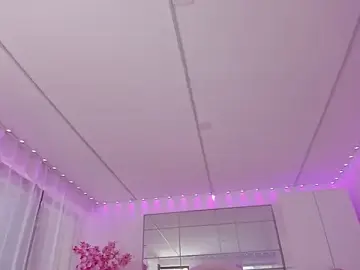 Stripchat Free Live Porn of missdiamond_