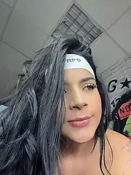 Stripchat Free Live Porn of ArieliciousXXX