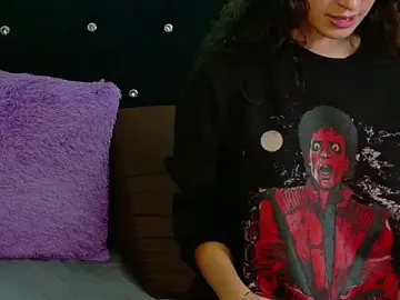 Stripchat Free Porn Cam of Ivy_Heat