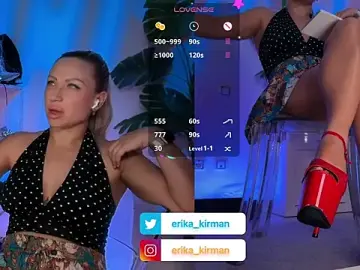 Stripchat Sex Cam of Erika_Kirman