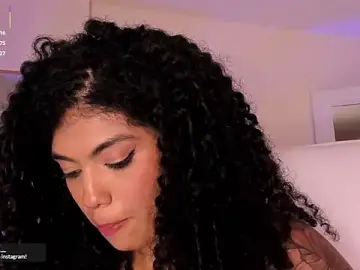 Stripchat Adult Webcam of miss_curazao