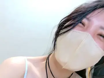 Stripchat Adult Webcam of riri__nyan_o0