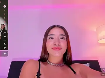 Stripchat Nude Webcam of Antonella_Grayy