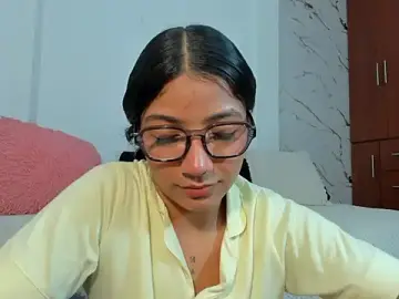 Stripchat Live Sex Cam of martina_roldam