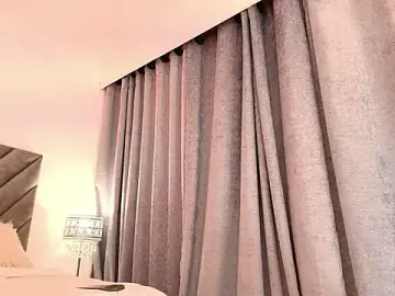 Stripchat Live Sex of sara_owens7