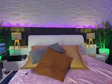 Stripchat Free Live Porn of LunahMiller