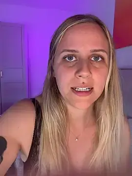 Stripchat Best Webcam of lunawolf21