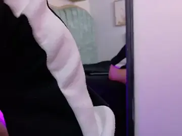 Stripchat Watch Live Sex Cams of AdrianLust