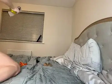 Stripchat Live Porn of Lola_RaeX