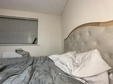 Stripchat Best live sex cam show of Lola_RaeX