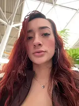 Stripchat Adult Video Chat of ariiel_