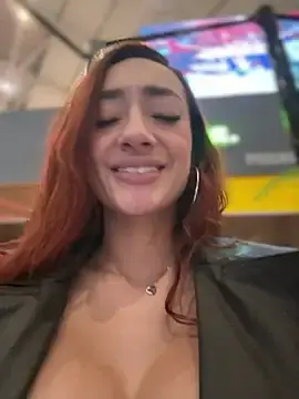 Stripchat Adult Webcams of ariiel_