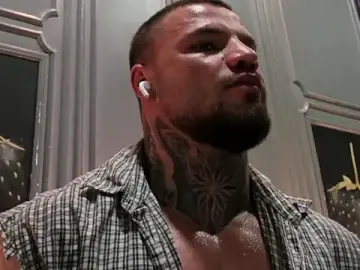 Stripchat Best Webcam of OliverSport