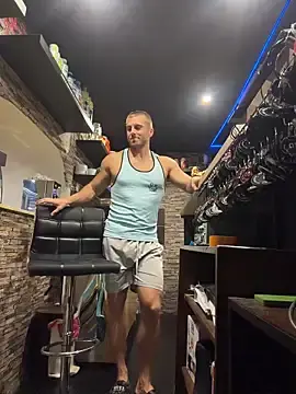 Stripchat Free Porn Cam of trainwithme