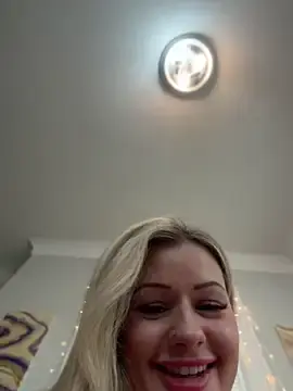 Stripchat Best live sex cam show of LoveShae_