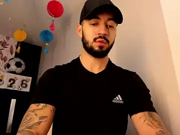 Stripchat Adult Webcam of MarkWalker__