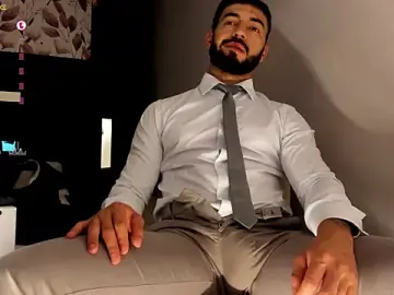 Stripchat Nude Webcam of MarkWalker__