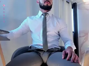 Stripchat Live Sex Cam of MarkWalker__
