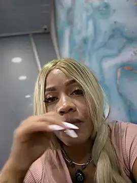 Stripchat Live Porn of riri_brunnete