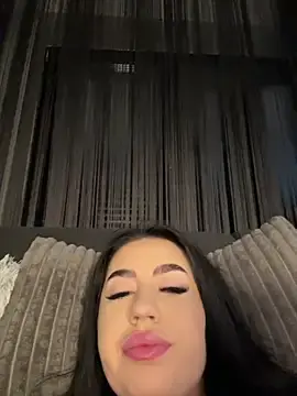 Stripchat Free Porn Cam of Andrestarr