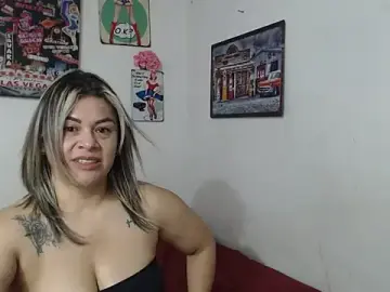 Stripchat Sex Cam of pamela_echeverria