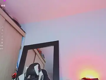 Stripchat Live Sex Cam of JacoboSwam