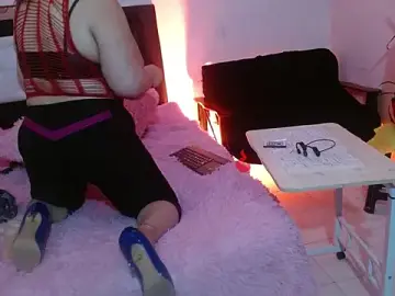 Stripchat Sex Cam of Sweet-Mommy-Milf