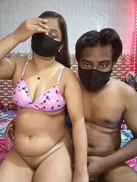 Stripchat Live Sex Cam of Younger_Couples