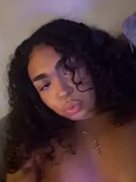 Stripchat Free Live Porn of azaraxxxamor