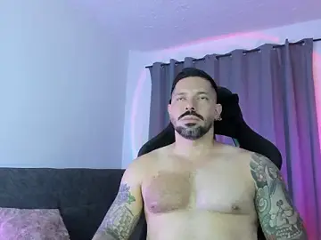 Stripchat Best Webcam of Pierre_Vidal