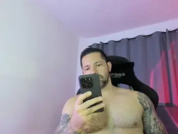 Stripchat Live Sex Cam of Pierre_Vidal
