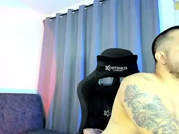 Stripchat Live Sex Cam of Pierre_Vidal