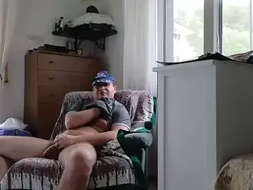 Stripchat Live Sex Cam of Calabriggia