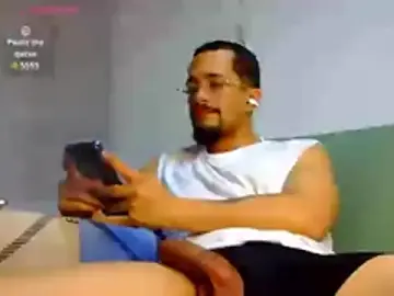 Stripchat Free Live Porn of Keiviid