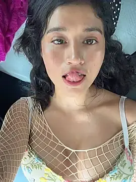 Stripchat Sex Cam of sexi_noemi