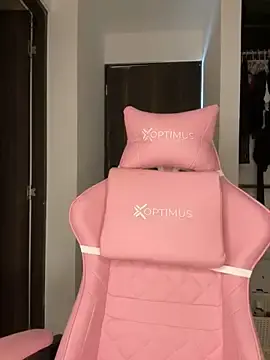 Stripchat Watch Live Sex Cams of jailyncam_