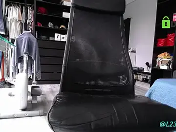 Stripchat Watch Live Sex Cams of latinoo23bom