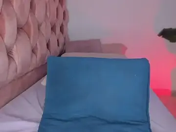 Stripchat Sex Cam of swt_kahia