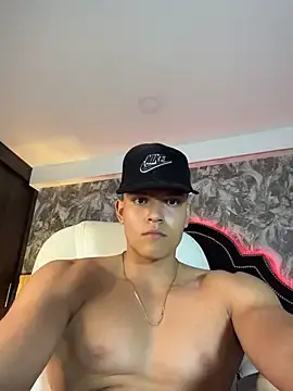 Stripchat Watch Live Sex Cams of DilanMiller_