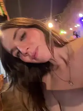 Stripchat Sex Cam of kevin_hotgirls