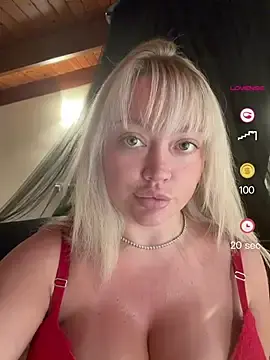 Stripchat Adult Webcam of misstitmouseofficial