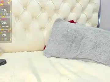 Stripchat Best live sex cam show of mia_foxw69