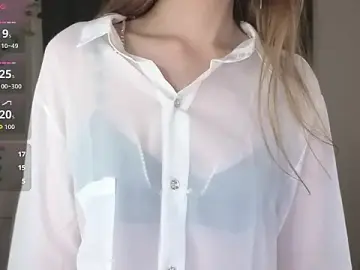 Stripchat Best live sex cam show of Emily_Nelsonn