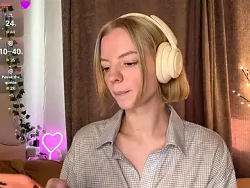 Stripchat Free Porn Cam of Marry_Sornatiko
