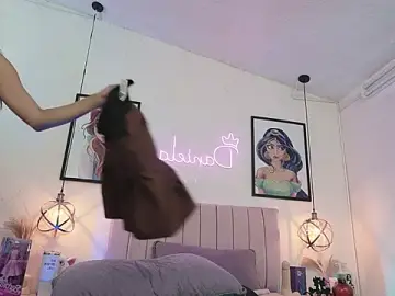 Stripchat Live Sex Cam of dani_parker_