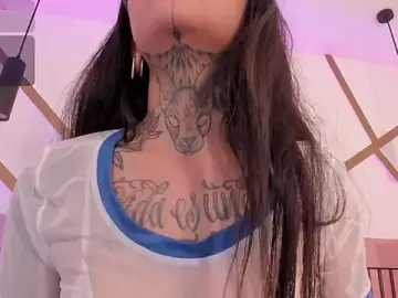 Stripchat Sex Cam of NinaInk