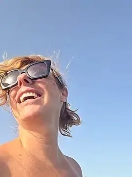 Stripchat Live Sex Cam of Susycachonda1